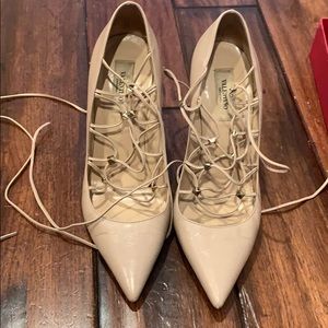 Nude Valentino lace up heel